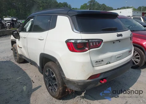 2021 Jeep Compass Trailhawk z USA, uszkodzony, nr VIN 3C4NJDDB0MT512050